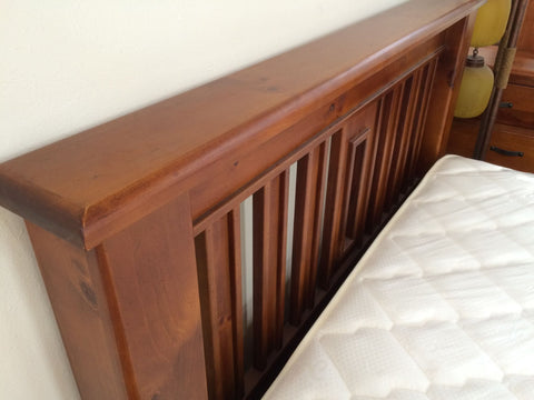 Felton Solid Pine Wood Rustic Finished Bed in Queen / King / Super King from